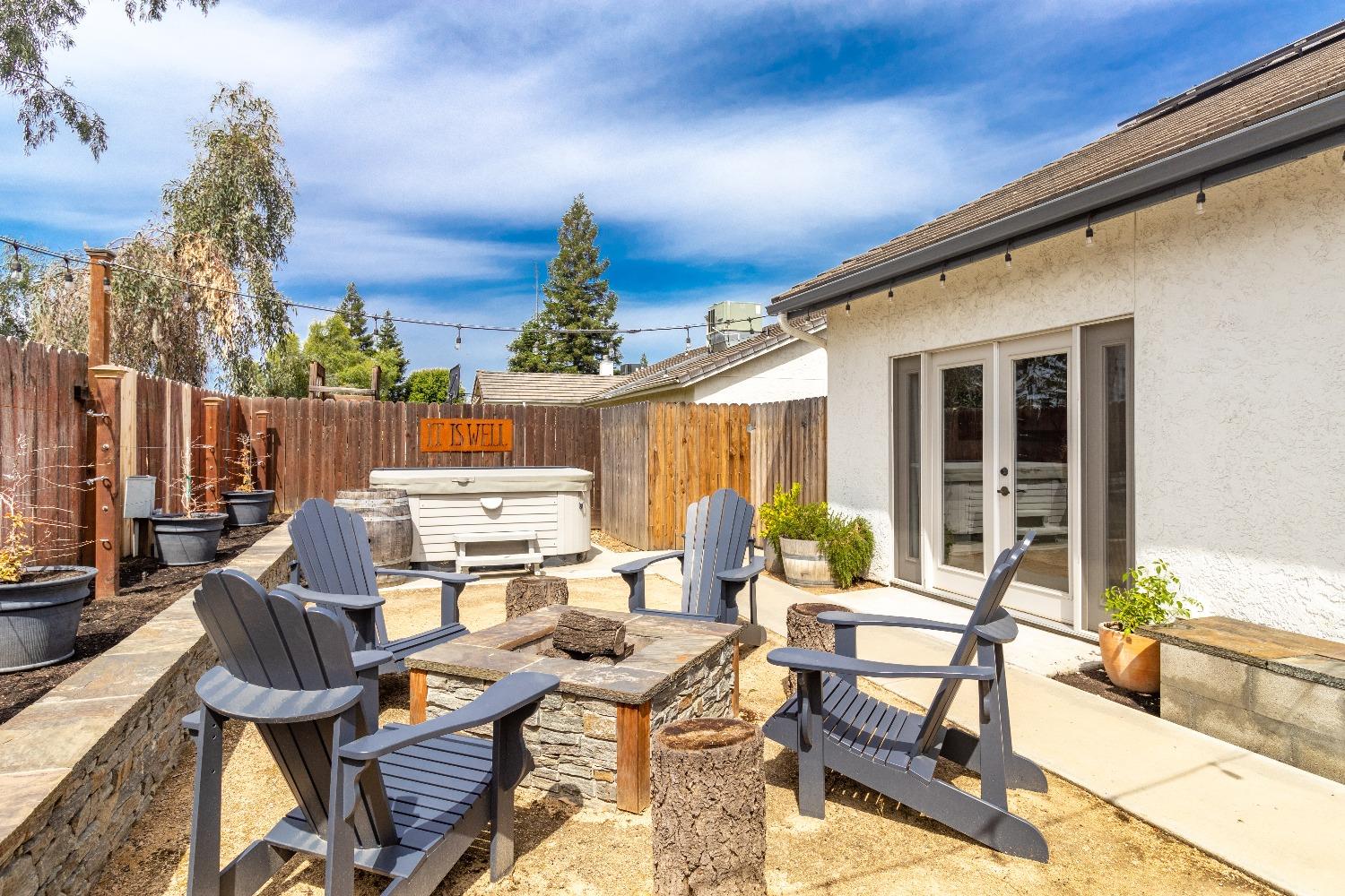 2066 Bedford Avenue Clovis, CA 93611 - Photo 32 of 35