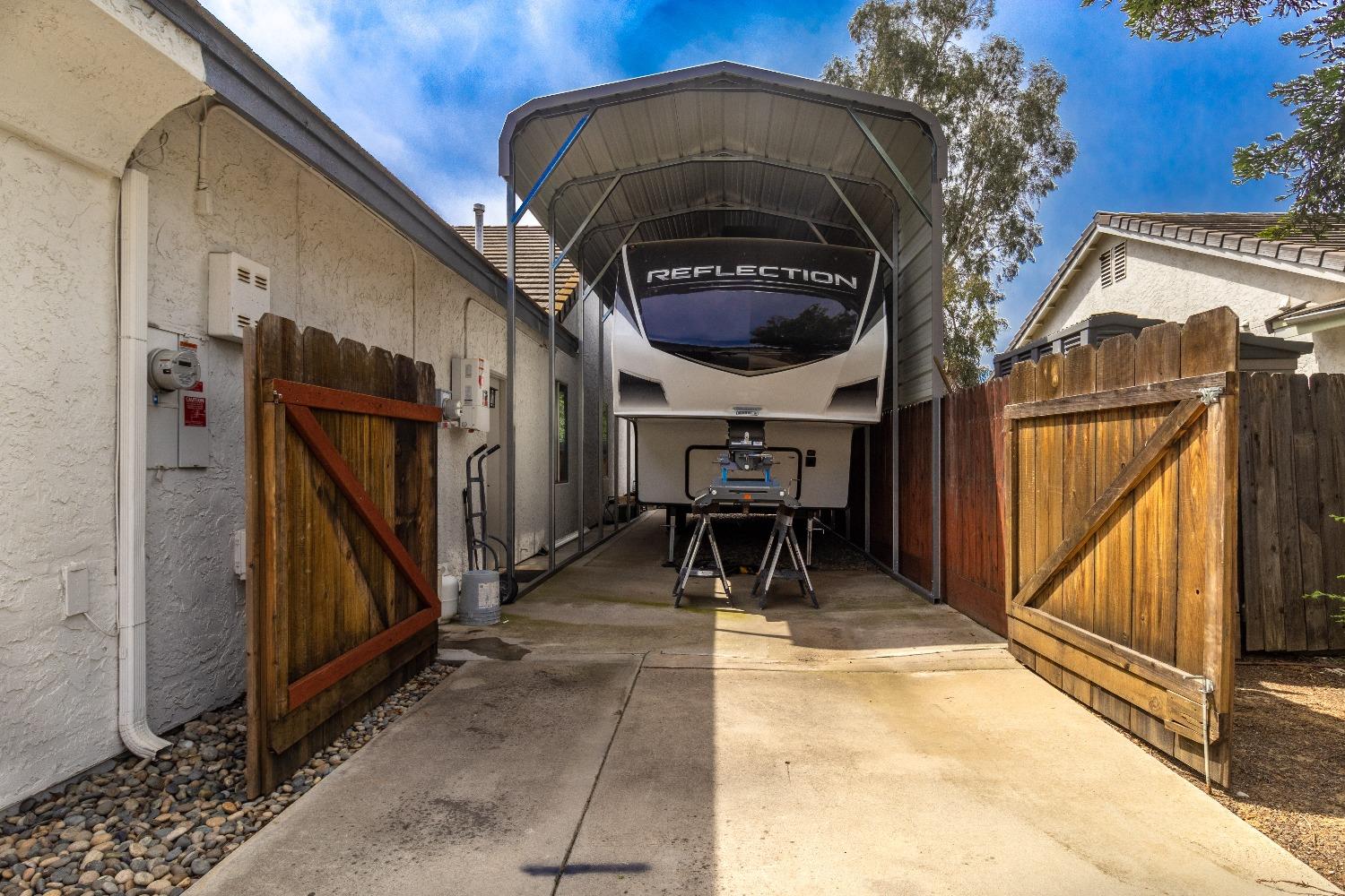 2066 Bedford Avenue Clovis, CA 93611 - Photo 34 of 35