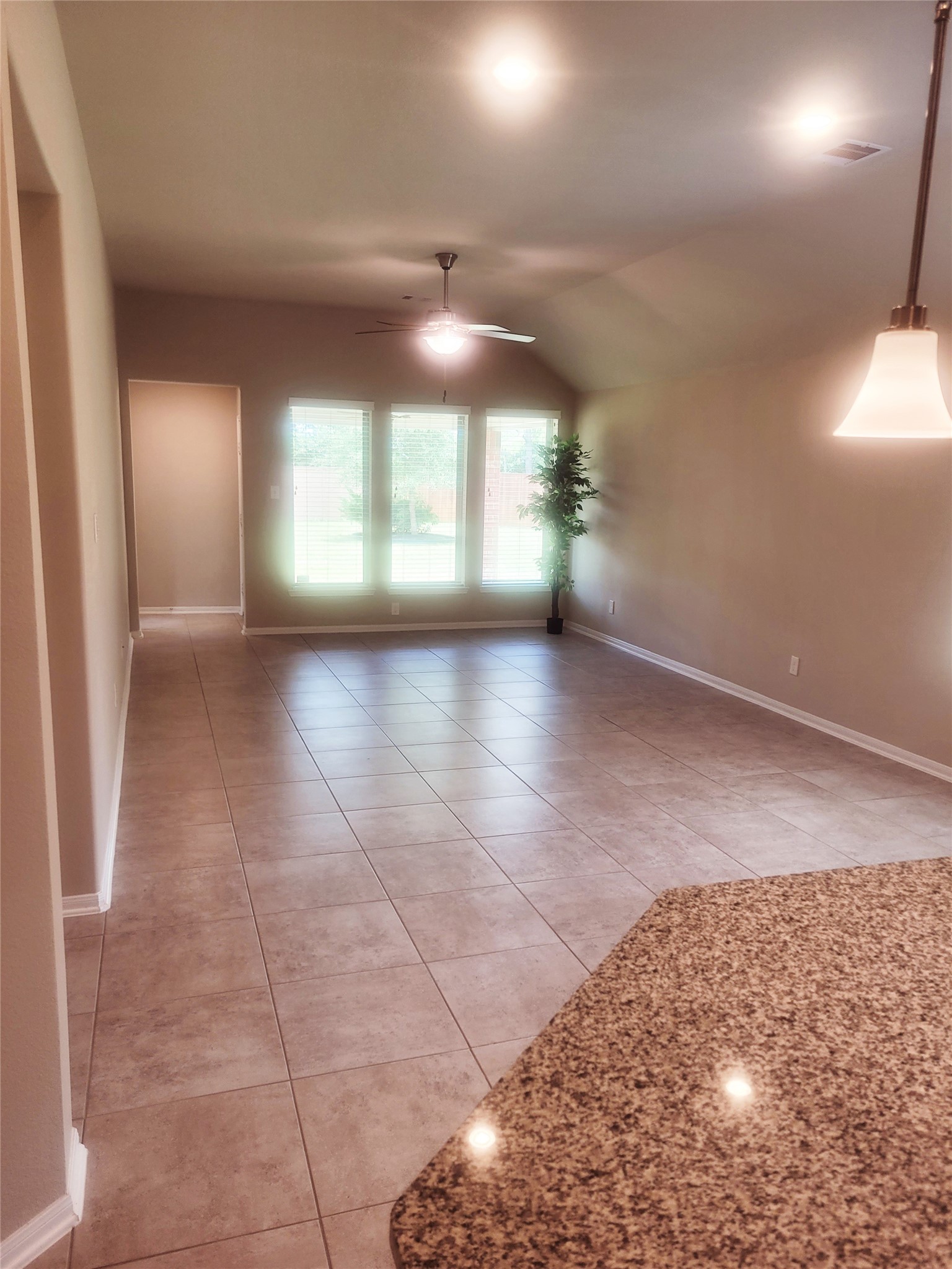 10659 Dolce Lane Rosharon, TX 77583 - Photo 13 of 32