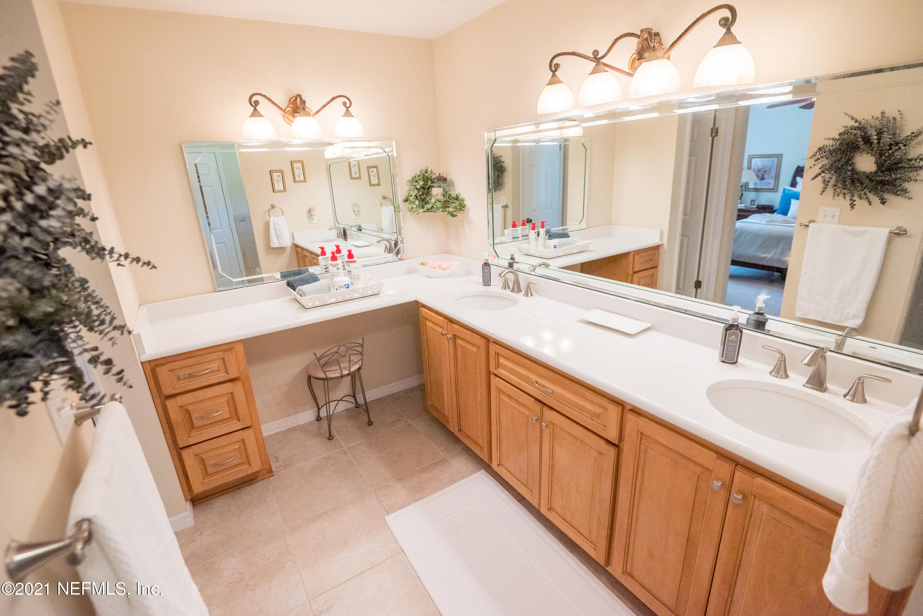 5200 Northwest 180th Way Starke, FL 32091 - Photo 37 of 83 Double Vanity