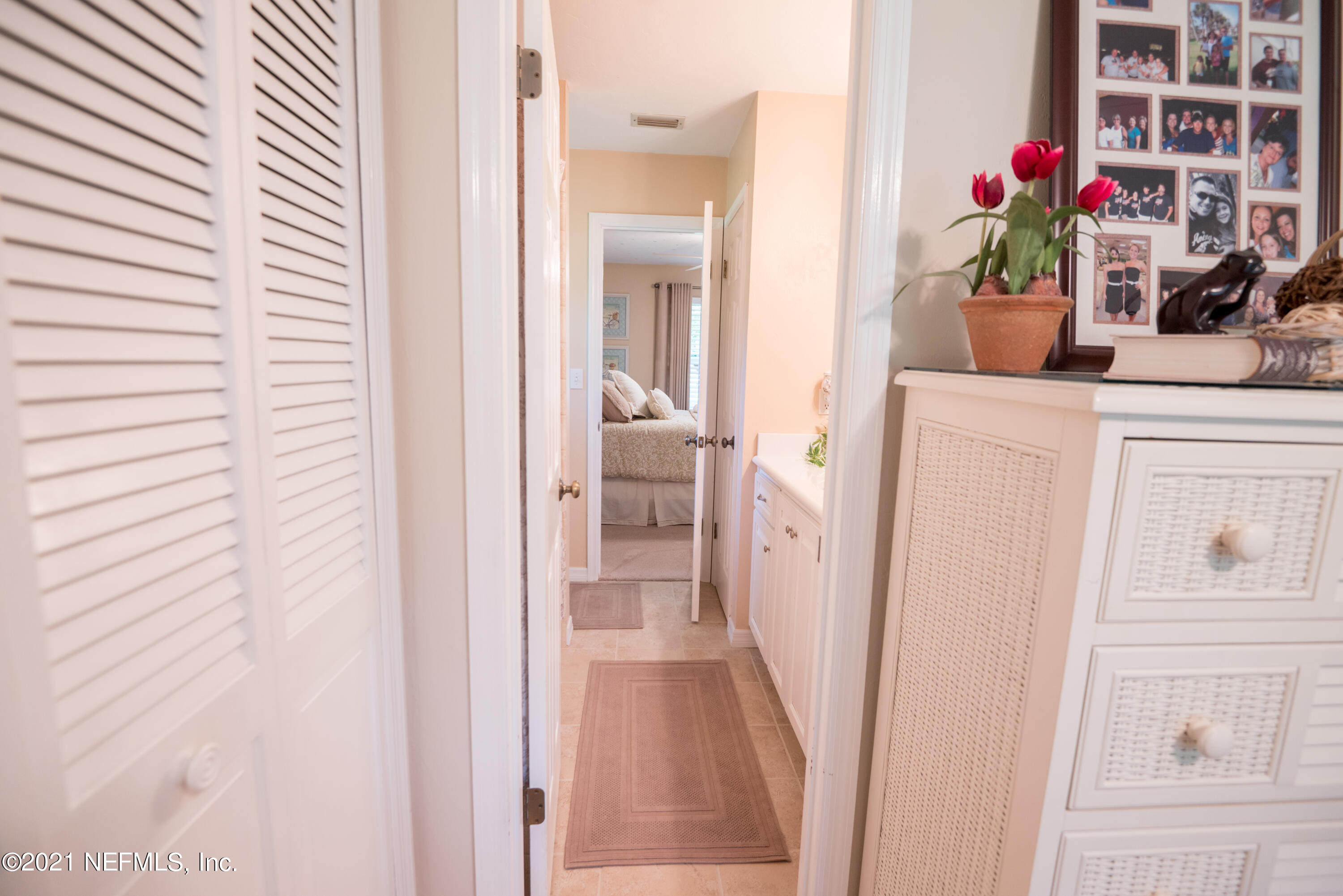 5200 Northwest 180th Way Starke, FL 32091 - Photo 52 of 83 Double Entry Ensuite Guest Bathroom