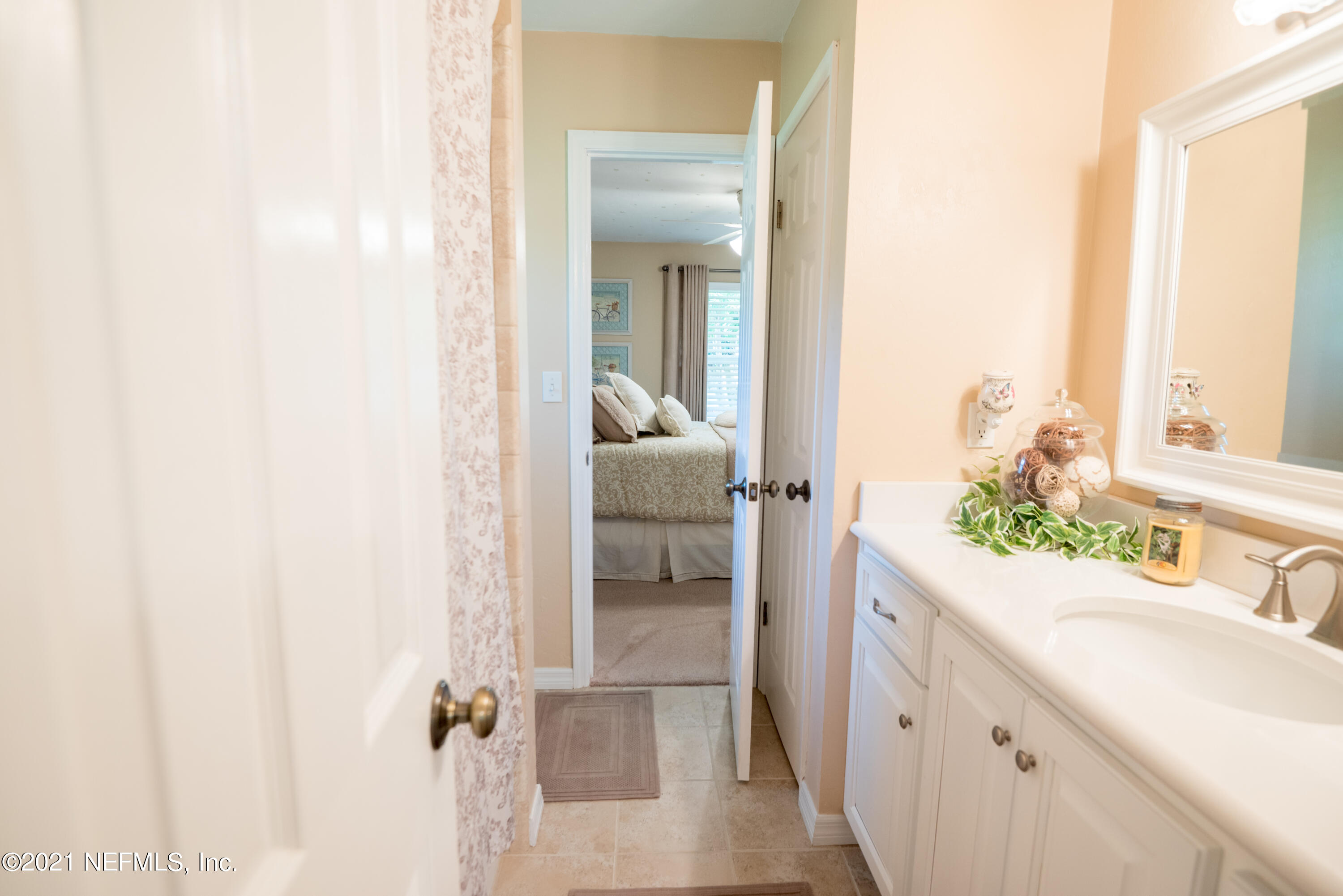 5200 Northwest 180th Way Starke, FL 32091 - Photo 54 of 83 Ensuite Guest Bathroom