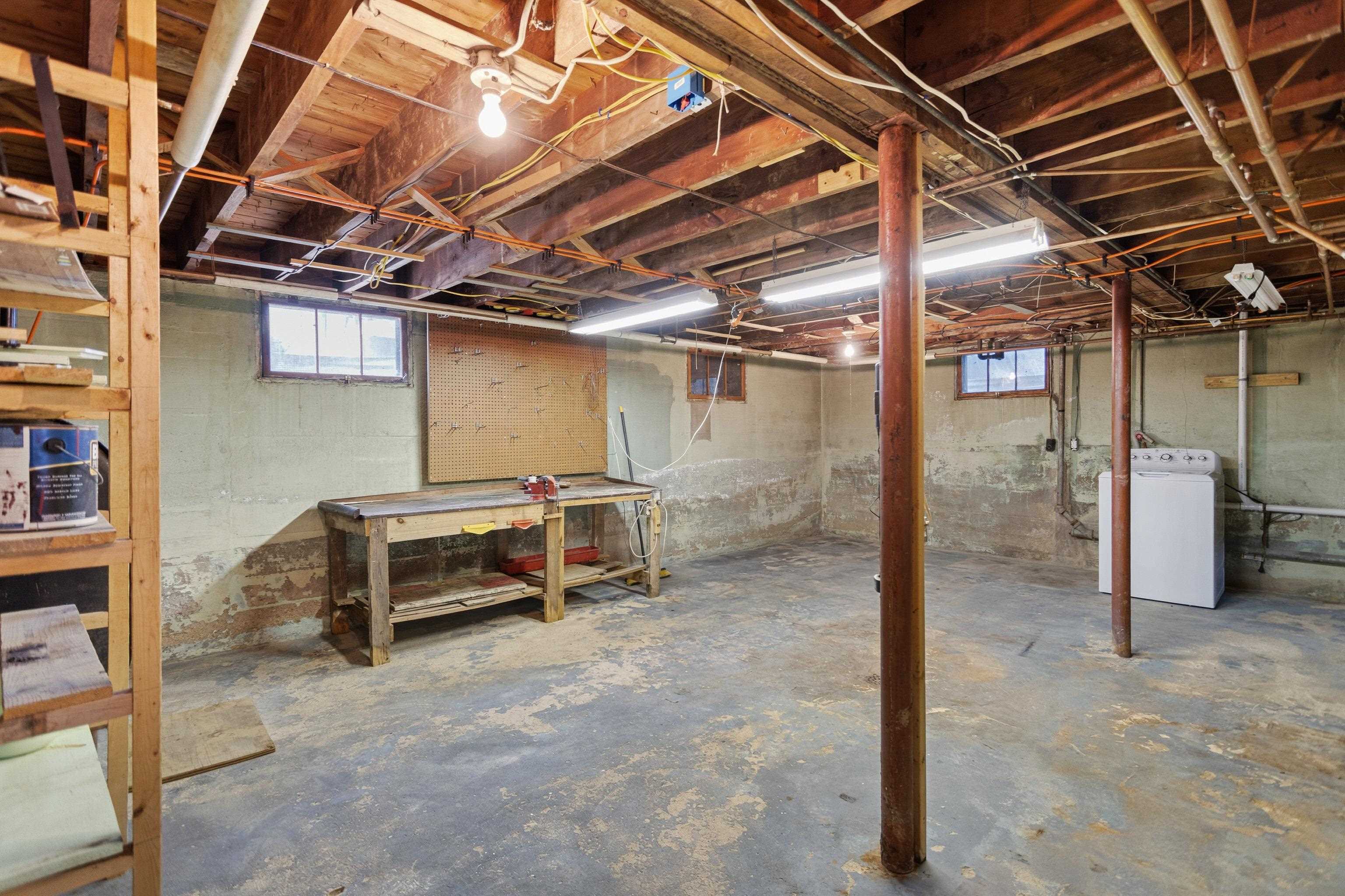 6 Hartswood Road Dover, NH 03820 - Photo 33 of 49 Gallery Image 33