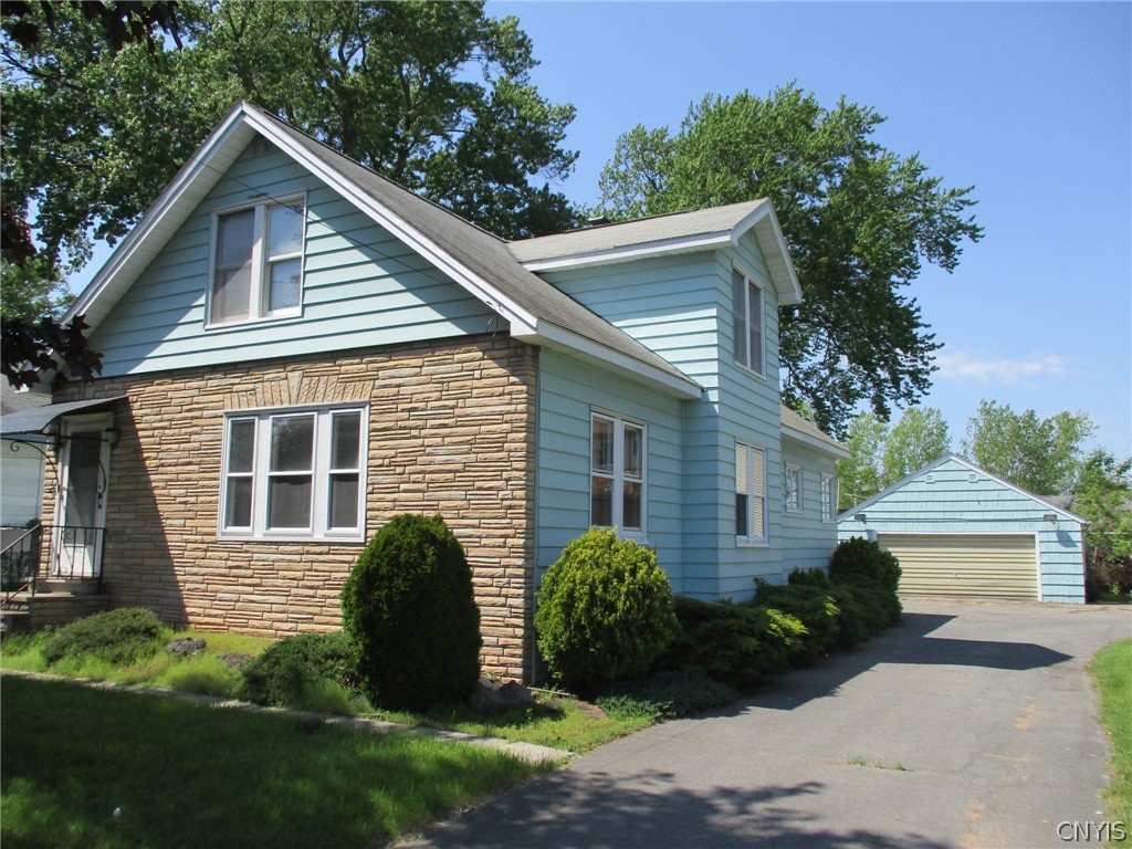 102 Elbow Road Syracuse, NY 13212 - Photo 1 of 1 Gallery Image 1