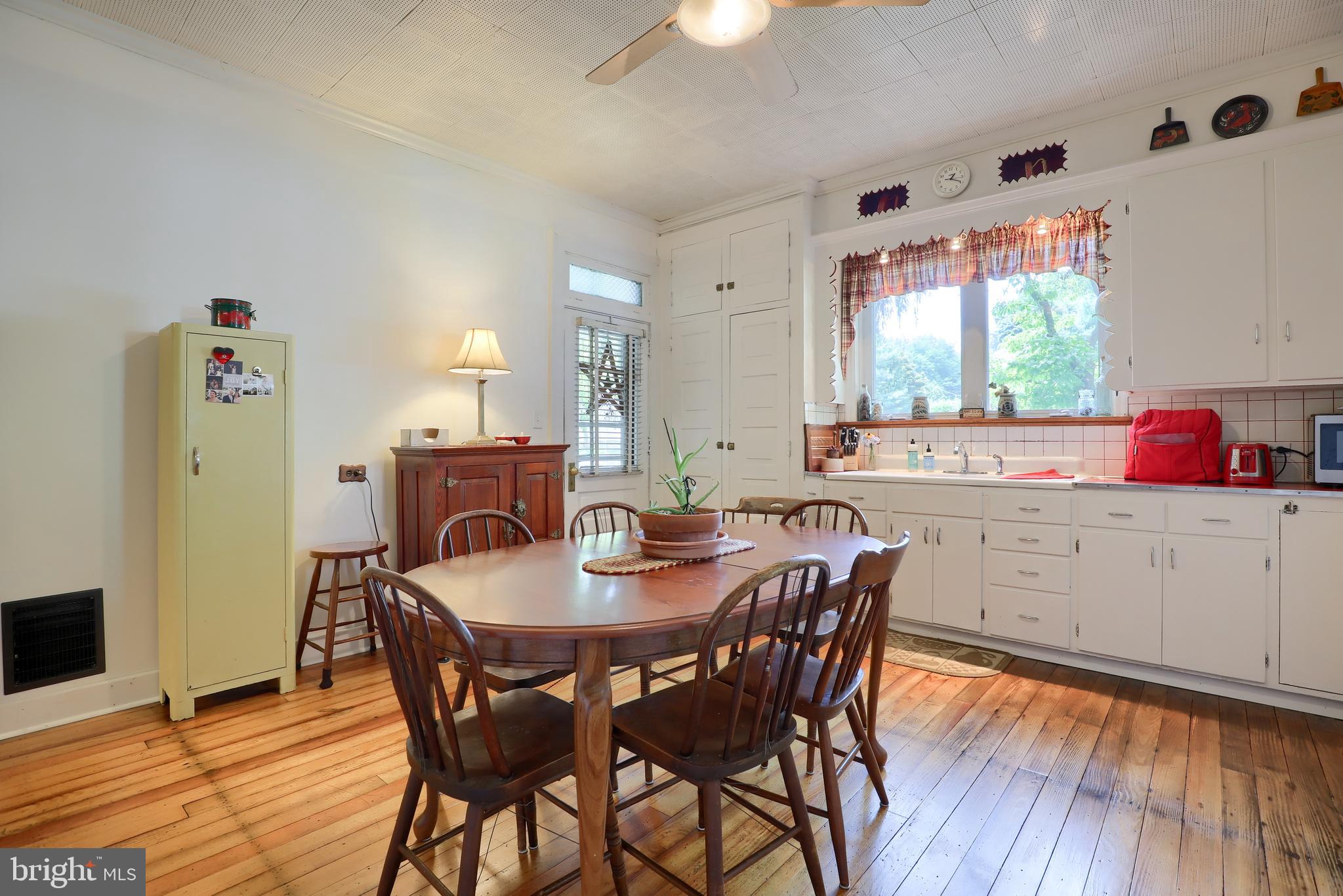 3688 River Road Conestoga, PA 17516 - Photo 34 of 76 Kitchen