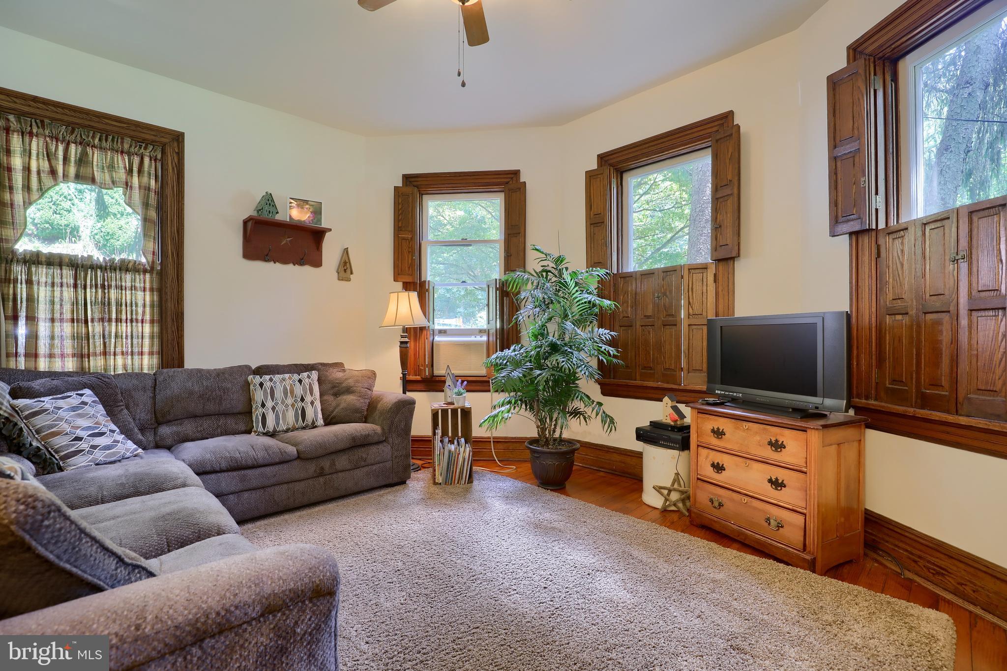 3688 River Road Conestoga, PA 17516 - Photo 37 of 76 TV/Fam Room