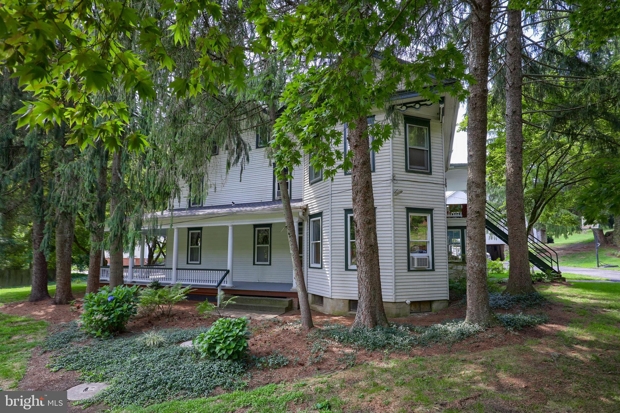 3688 River Road Conestoga, PA 17516 - Photo 6 of 76 Side View