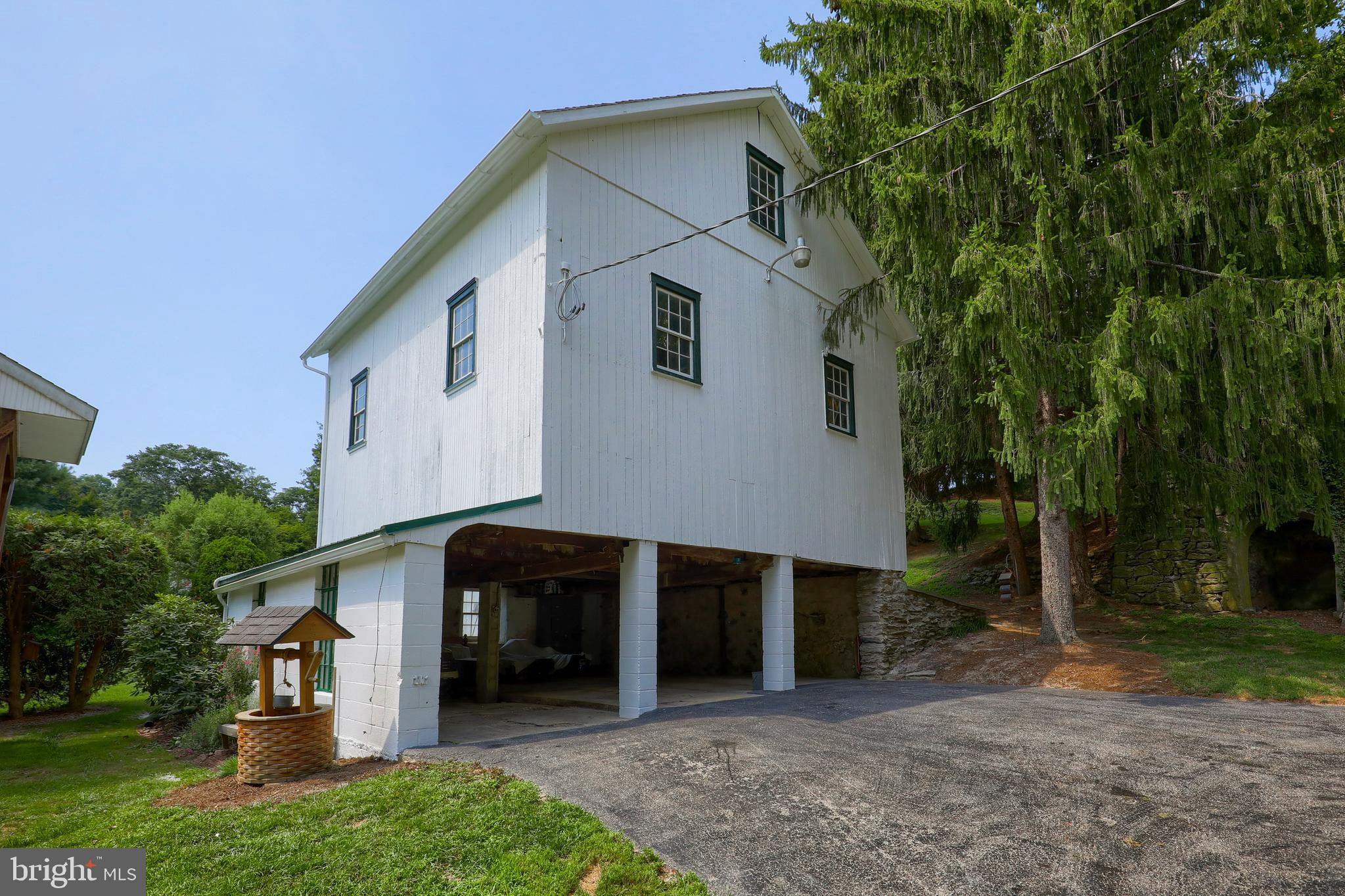 3688 River Road Conestoga, PA 17516 - Photo 63 of 76 Barn/Garage Space