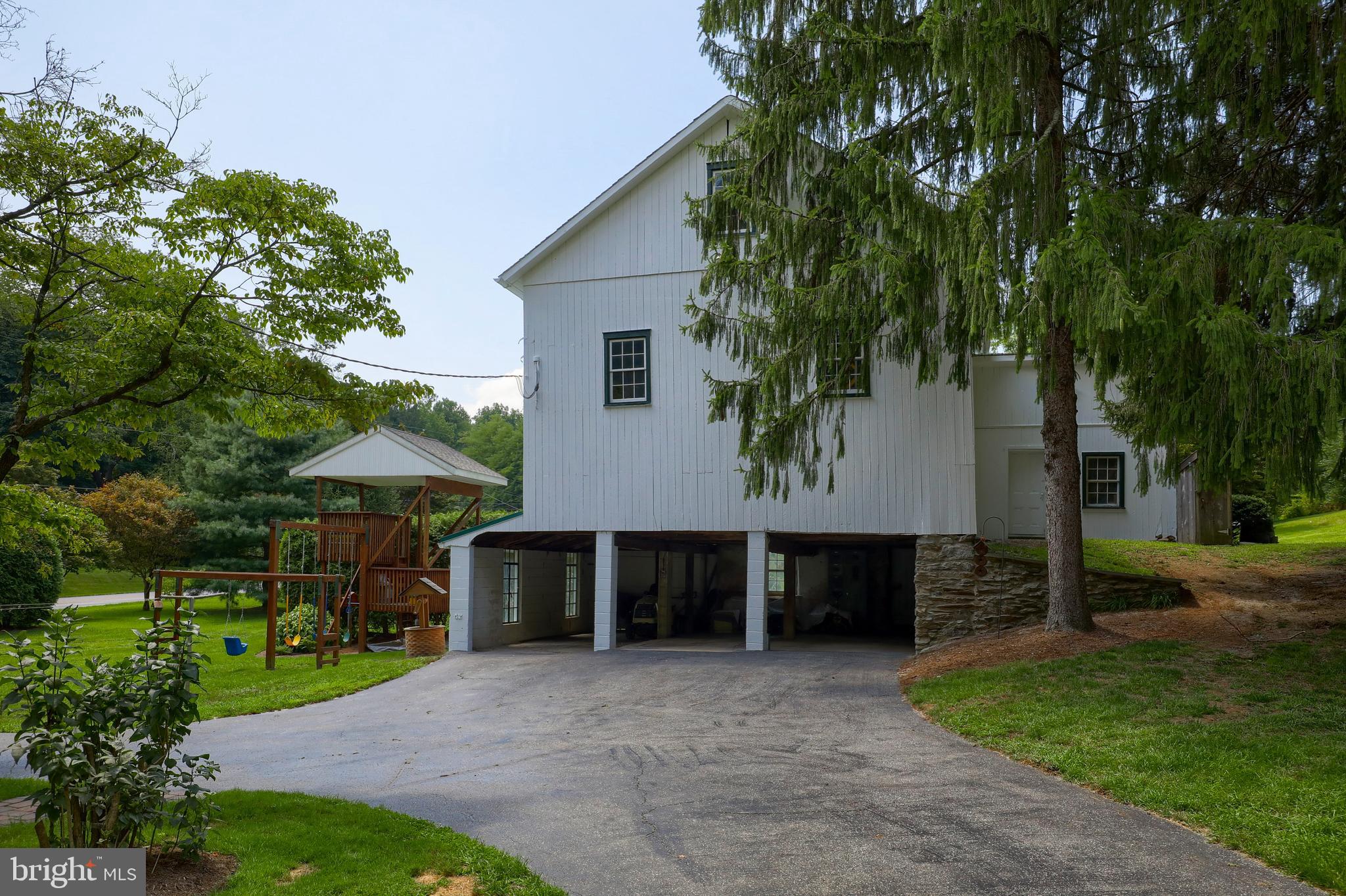 3688 River Road Conestoga, PA 17516 - Photo 64 of 76 Barn/Garage Space