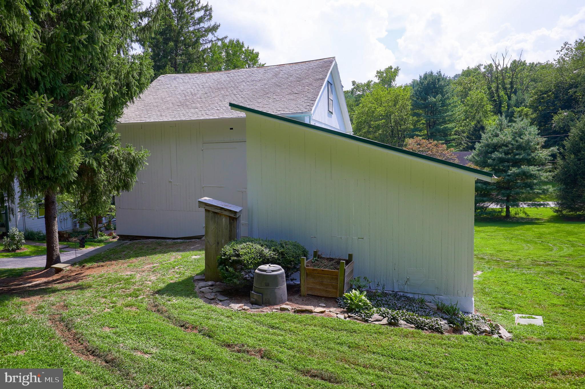3688 River Road Conestoga, PA 17516 - Photo 66 of 76 Barn