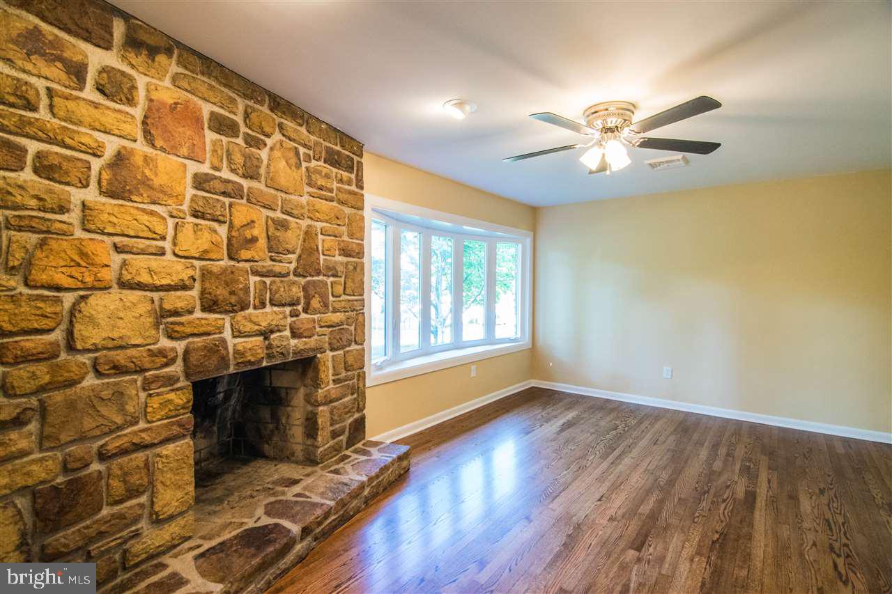 5999 Timothy Road Harrisburg, PA 17112 - Photo 4 of 25 Gallery Image 4