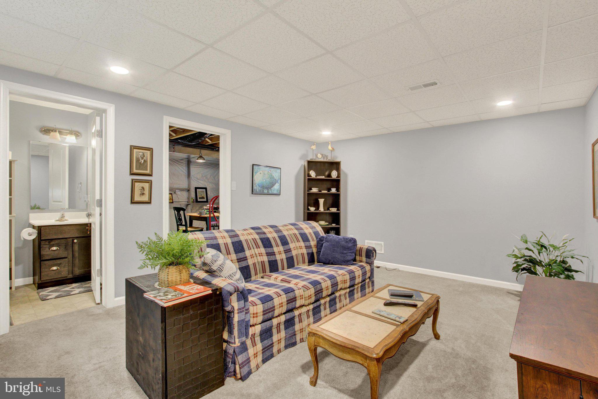 880 Ripple Drive Hanover, PA 17331 - Photo 25 of 32