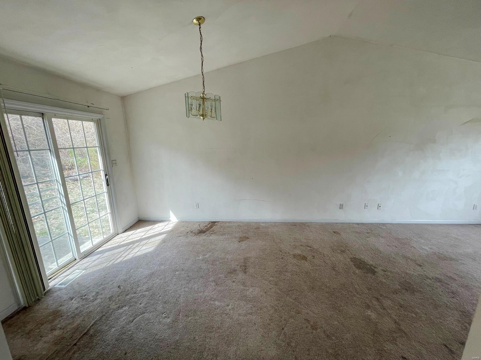 1005 Apache Drive Collinsville, IL 62234 - Photo 8 of 22