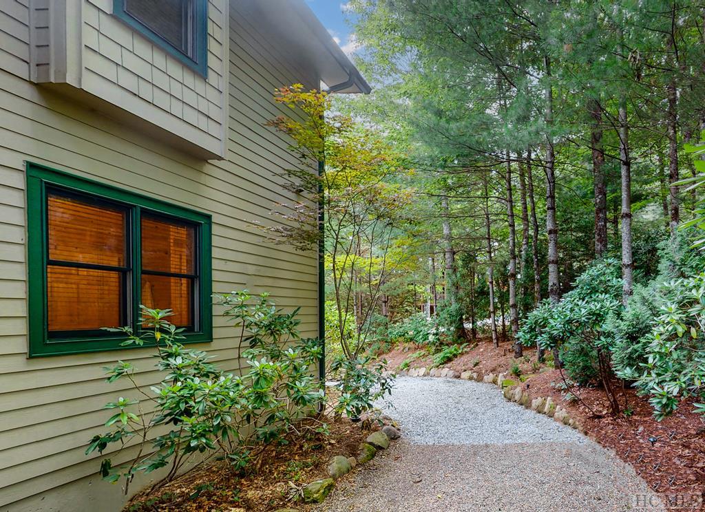 414 Deer Run Road Sapphire, NC 28774 - Photo 50 of 68 Gallery Image 50