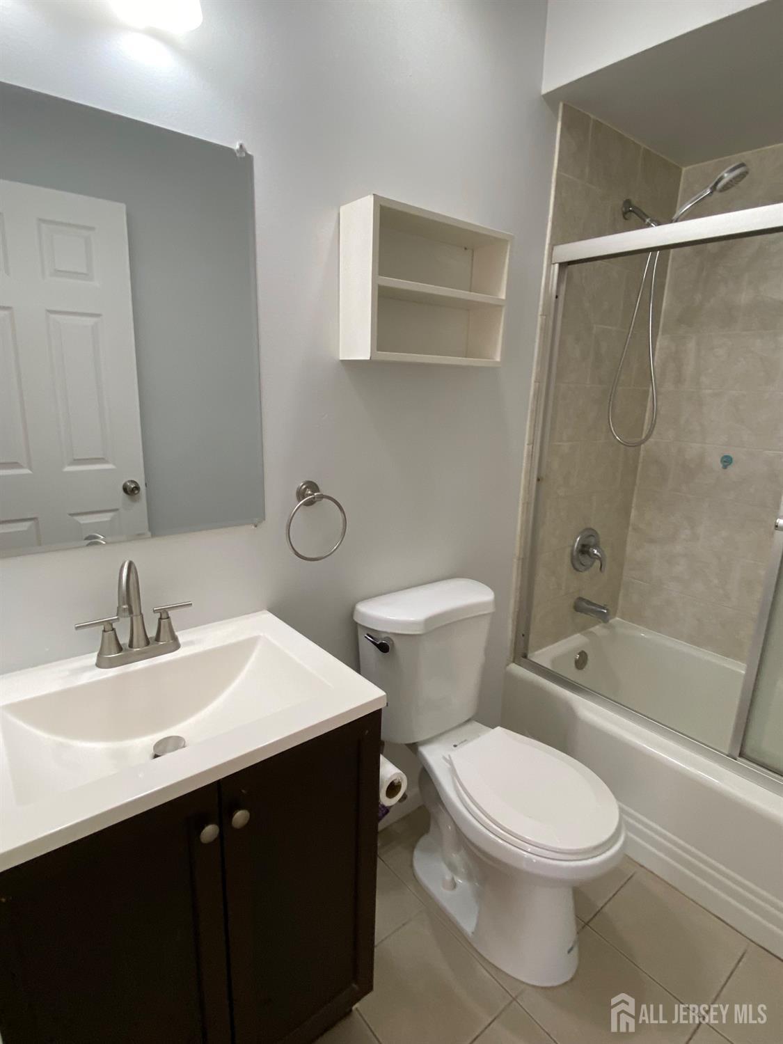 2 Walnut Street Edison, NJ 08817 - Photo 11 of 26 Gallery Image 11