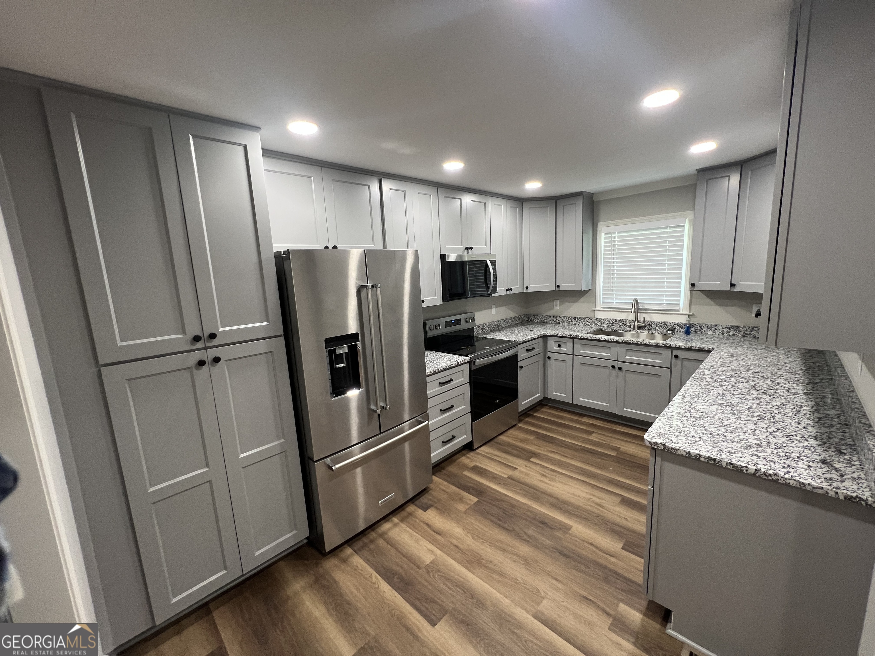 206 Country Club Road Dublin, GA 31021 - Photo 15 of 26