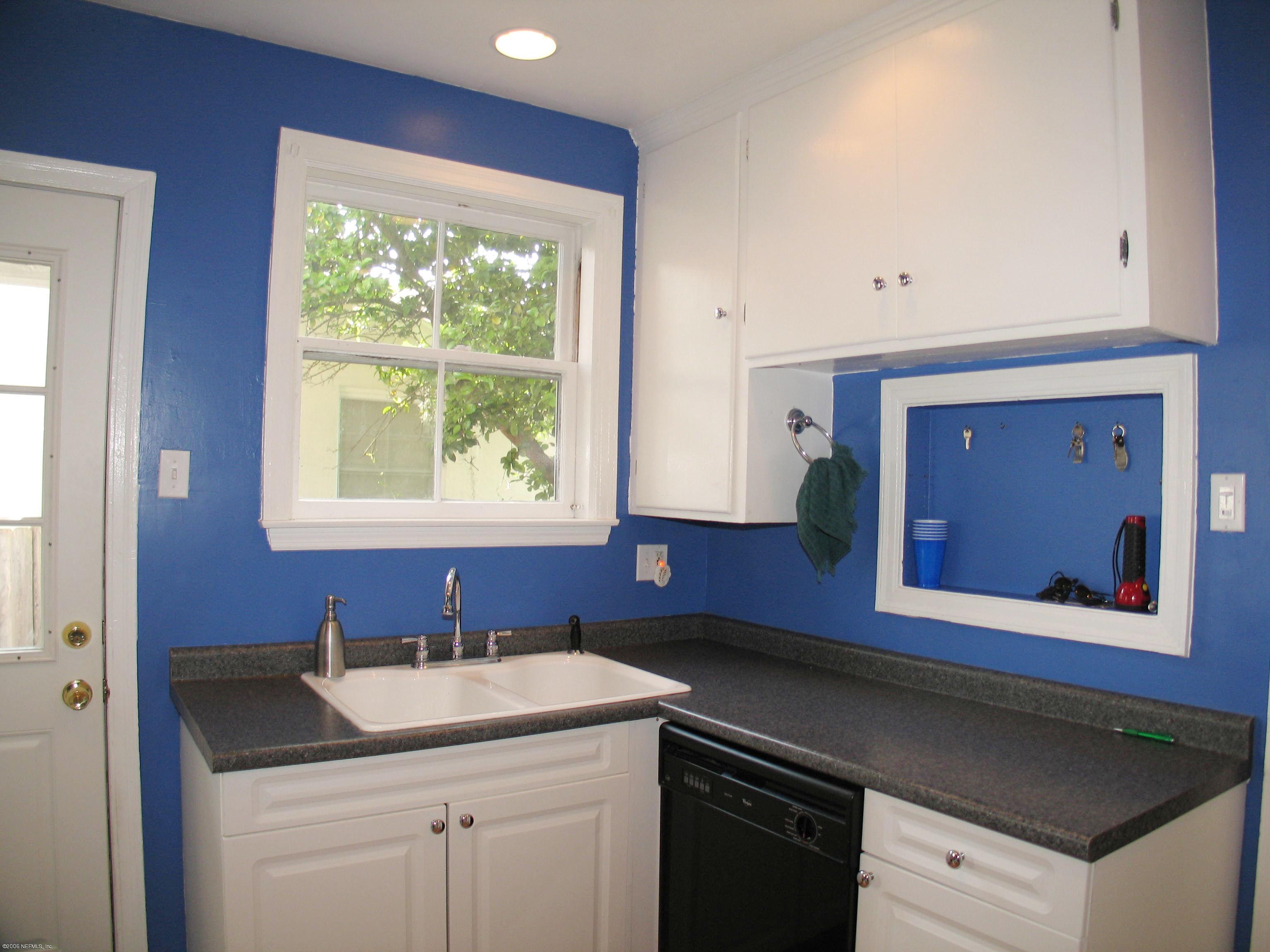 2605 Ridgewood Road Jacksonville, FL 32207 - Photo 5 of 7 Kitchen-VG