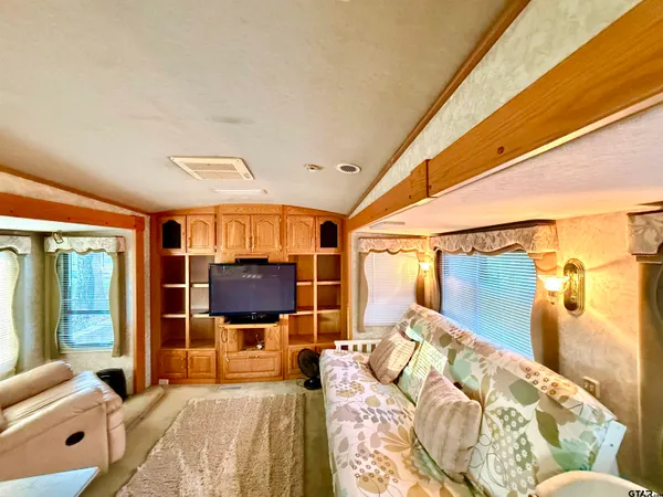 $129,900 | 6435 Farm To Market Road 17, Yantis, TX 75497