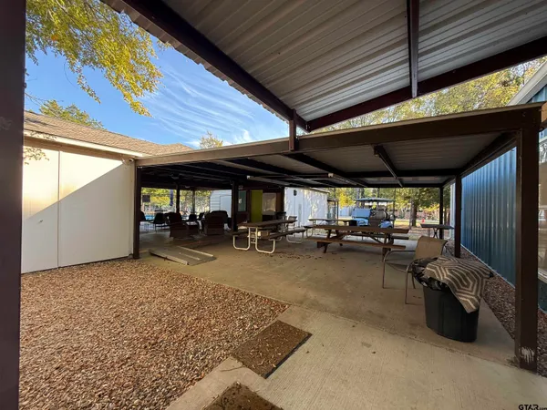 $129,900 | 6435 Farm To Market Road 17, Yantis, TX 75497