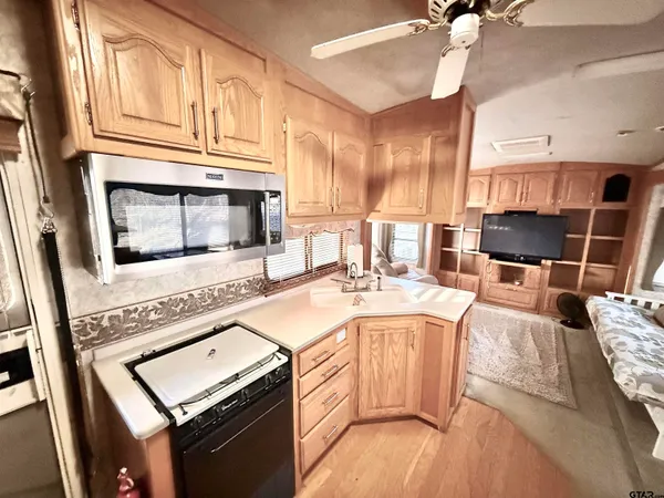 $129,900 | 6435 Farm To Market Road 17, Yantis, TX 75497