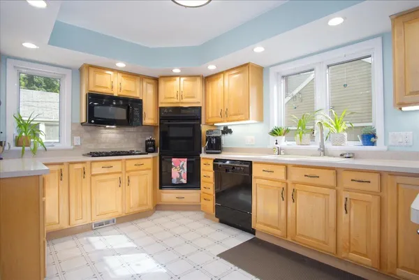$648,000 | 238 Kensington Drive, Madison, WI 53704