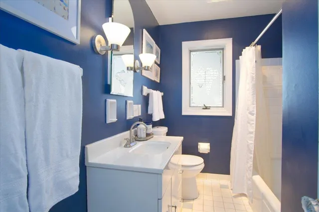 $650,000 | 238 Kensington Drive, Madison, WI 53704