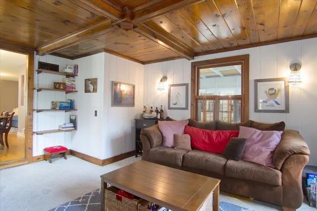 $650,000 | 238 Kensington Drive, Madison, WI 53704