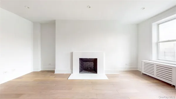 $3,500 | 148-09 Northern Boulevard, Unit 5J | Murray Hill - Flushing