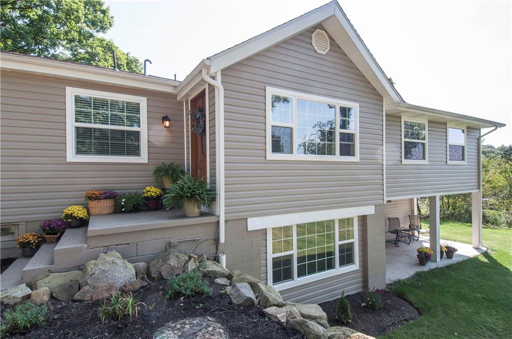 5408 Hamilton Road Gibsonia, PA 15044 - Photo 1 of 25 Gallery Image 1