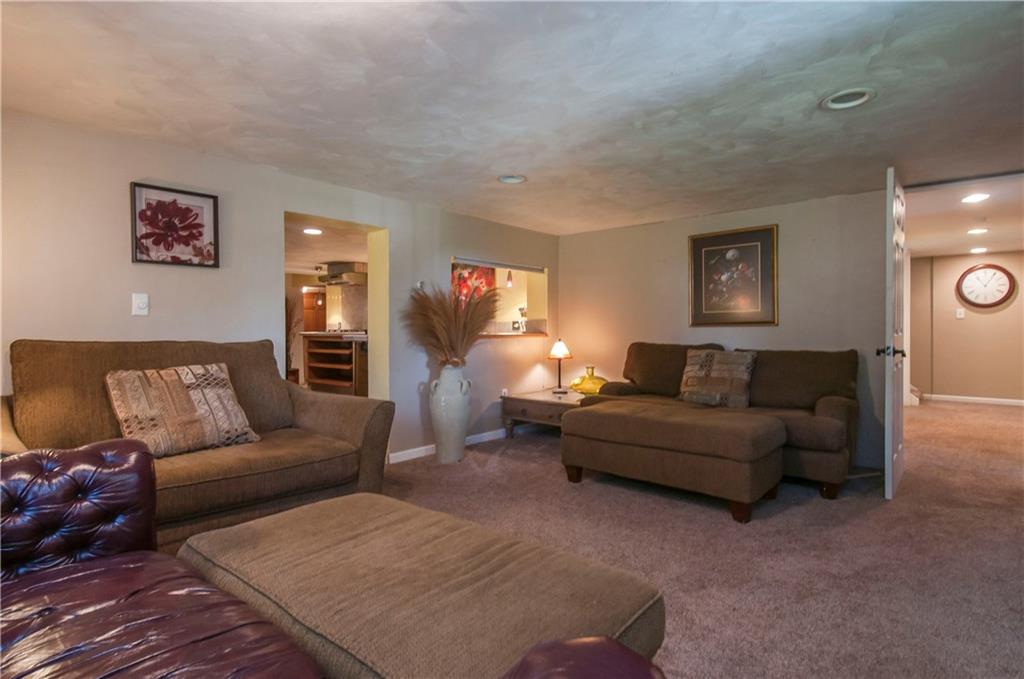 5408 Hamilton Road Gibsonia, PA 15044 - Photo 18 of 25 Gallery Image 18