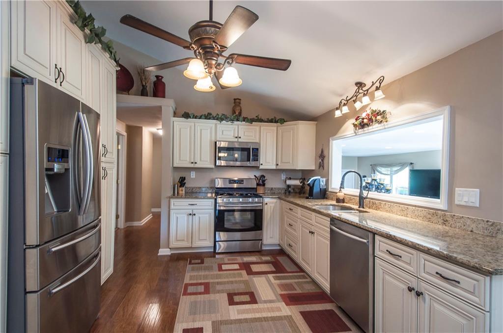 5408 Hamilton Road Gibsonia, PA 15044 - Photo 9 of 25 Gallery Image 9