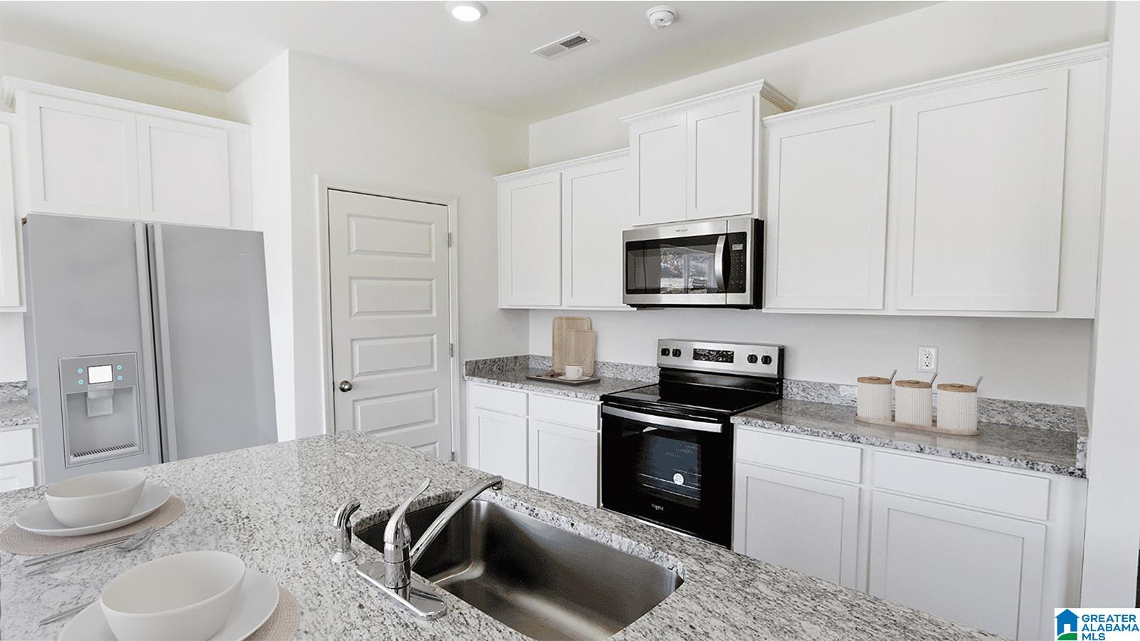 540 Rimel Farms Parkway Kimberly, AL 35091 - Photo 4 of 21