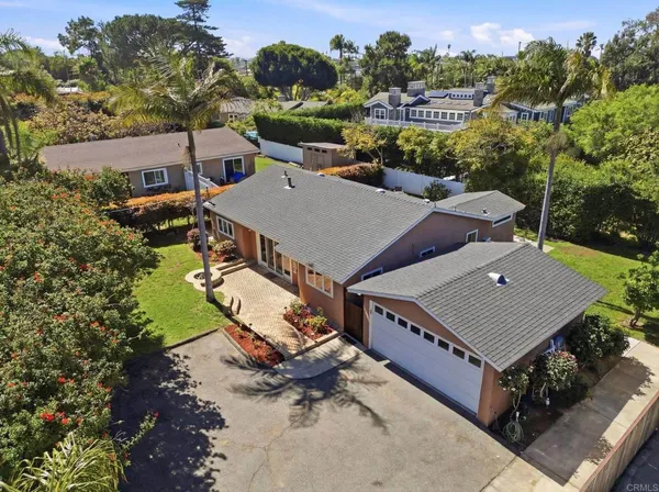 $2,750,000 | 637 North Rios Avenue, Solana Beach, CA 92075