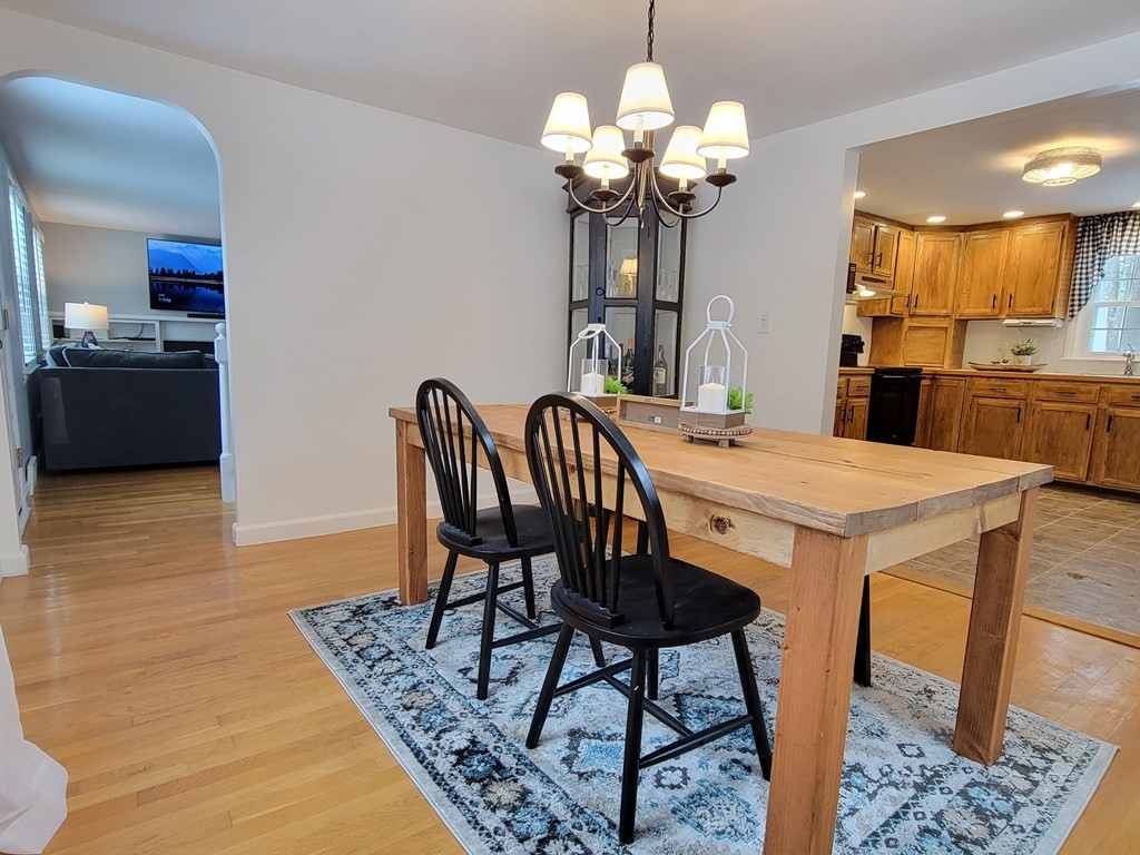 372 Chestnut Street Ashland, MA 01721 - Photo 11 of 30 Gallery Image 11