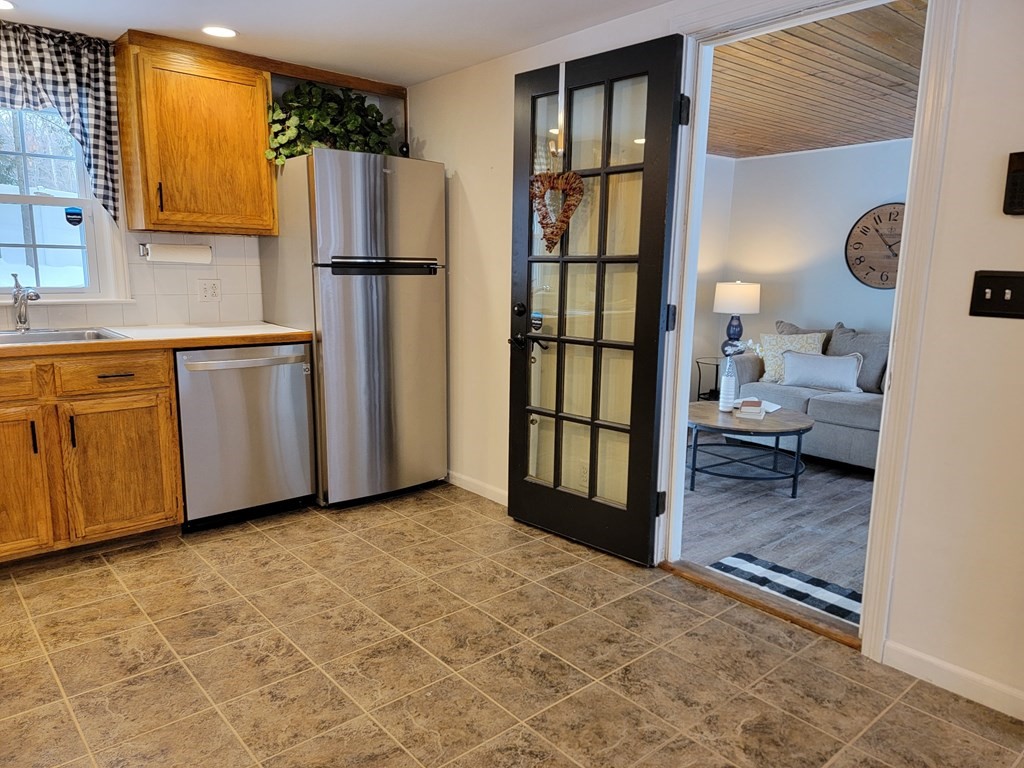 372 Chestnut Street Ashland, MA 01721 - Photo 15 of 30 Gallery Image 15