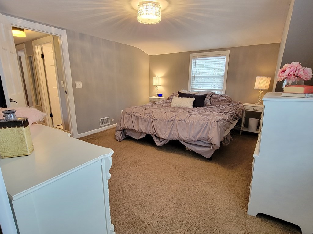 372 Chestnut Street Ashland, MA 01721 - Photo 24 of 30 Gallery Image 24
