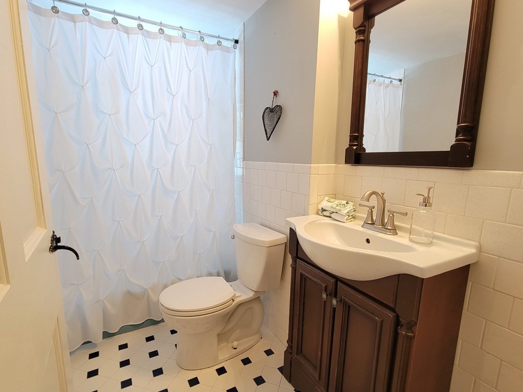 372 Chestnut Street Ashland, MA 01721 - Photo 26 of 30 Gallery Image 26