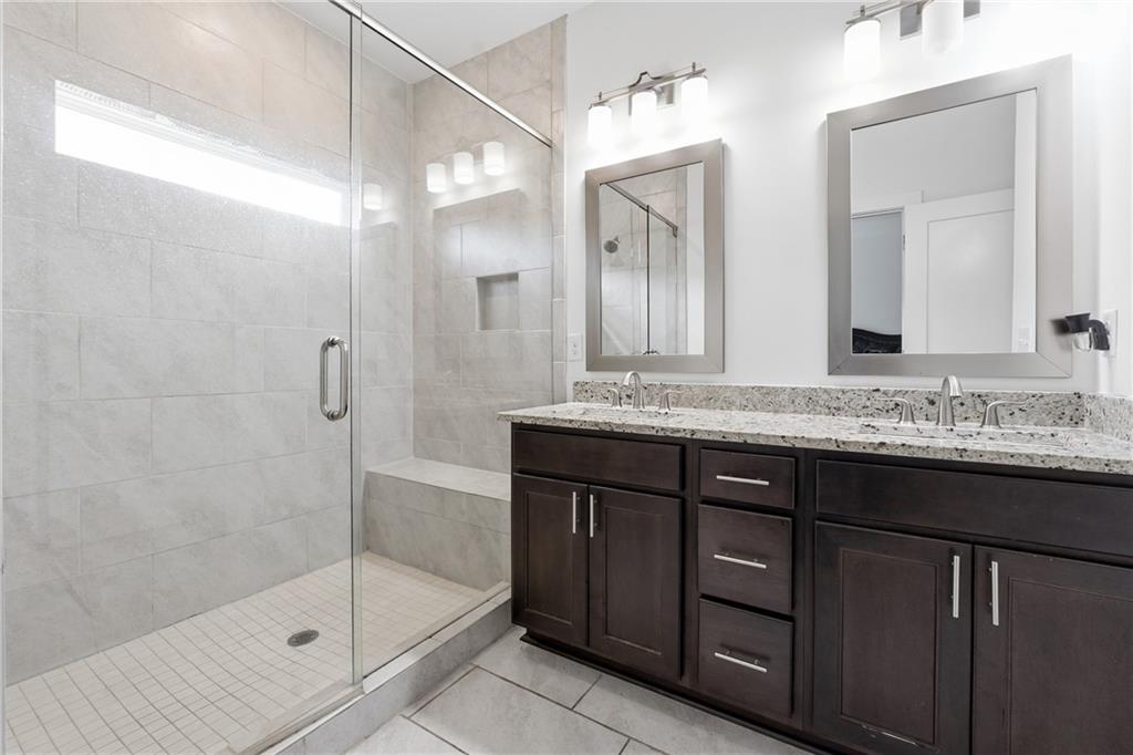 2161 Colvin Court Northwest Atlanta, GA 30318 - Photo 15 of 25