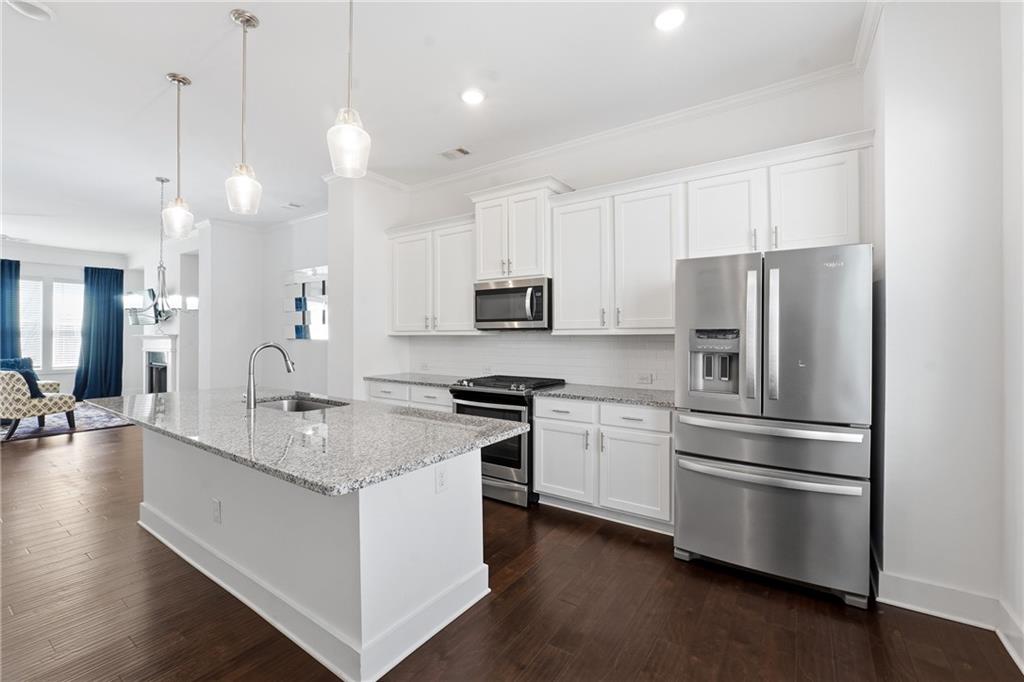 2161 Colvin Court Northwest Atlanta, GA 30318 - Photo 8 of 25