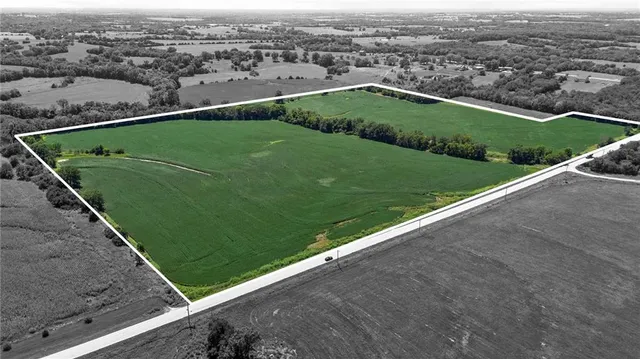 $396,500 | 2 West 311th Street, Paola, KS 66071