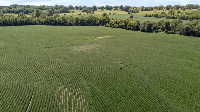 $396,500 | 2 West 311th Street, Paola, KS 66071