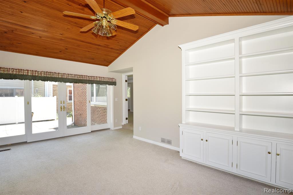 2453 Windemere Road Birmingham, MI 48009 - Photo 10 of 40