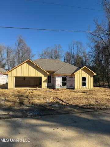 $307,125 | 192 Lake Harbor Road, Brandon, MS 39047