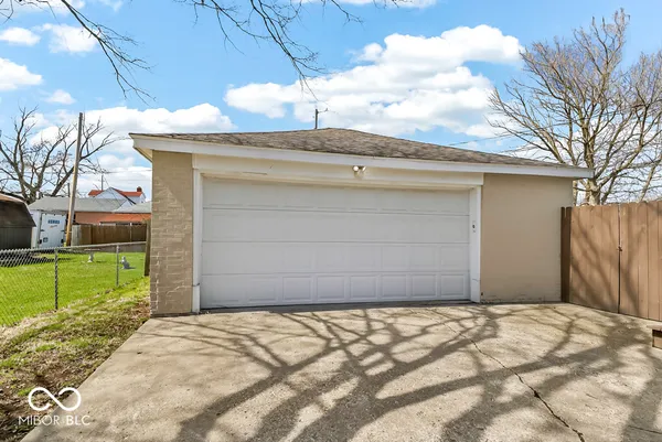 $199,999 | 50 South Brentwood Avenue, Indianapolis, IN 46229