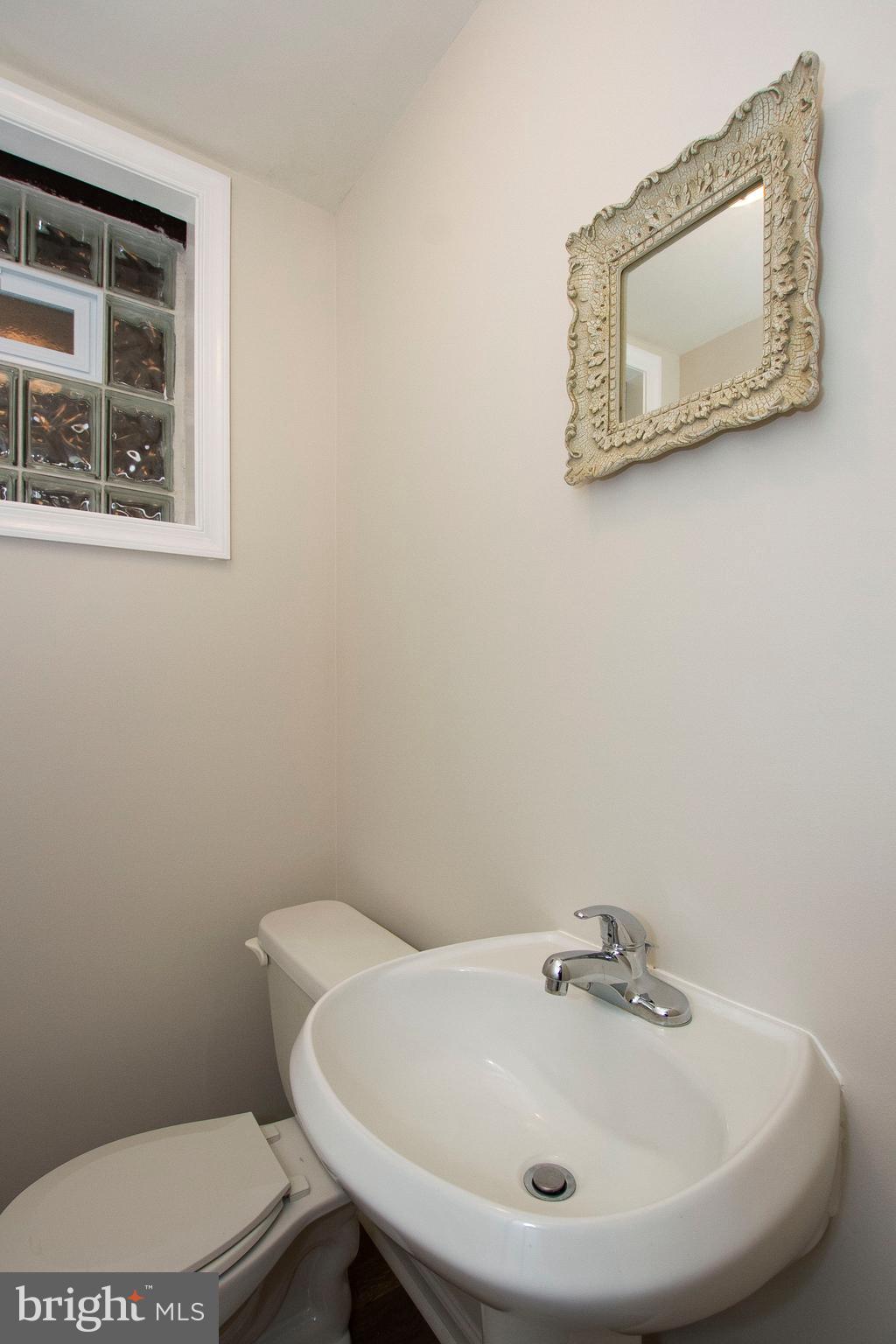90 Dunkirk Road Baltimore, MD 21212 - Photo 18 of 41 lower level powder room
