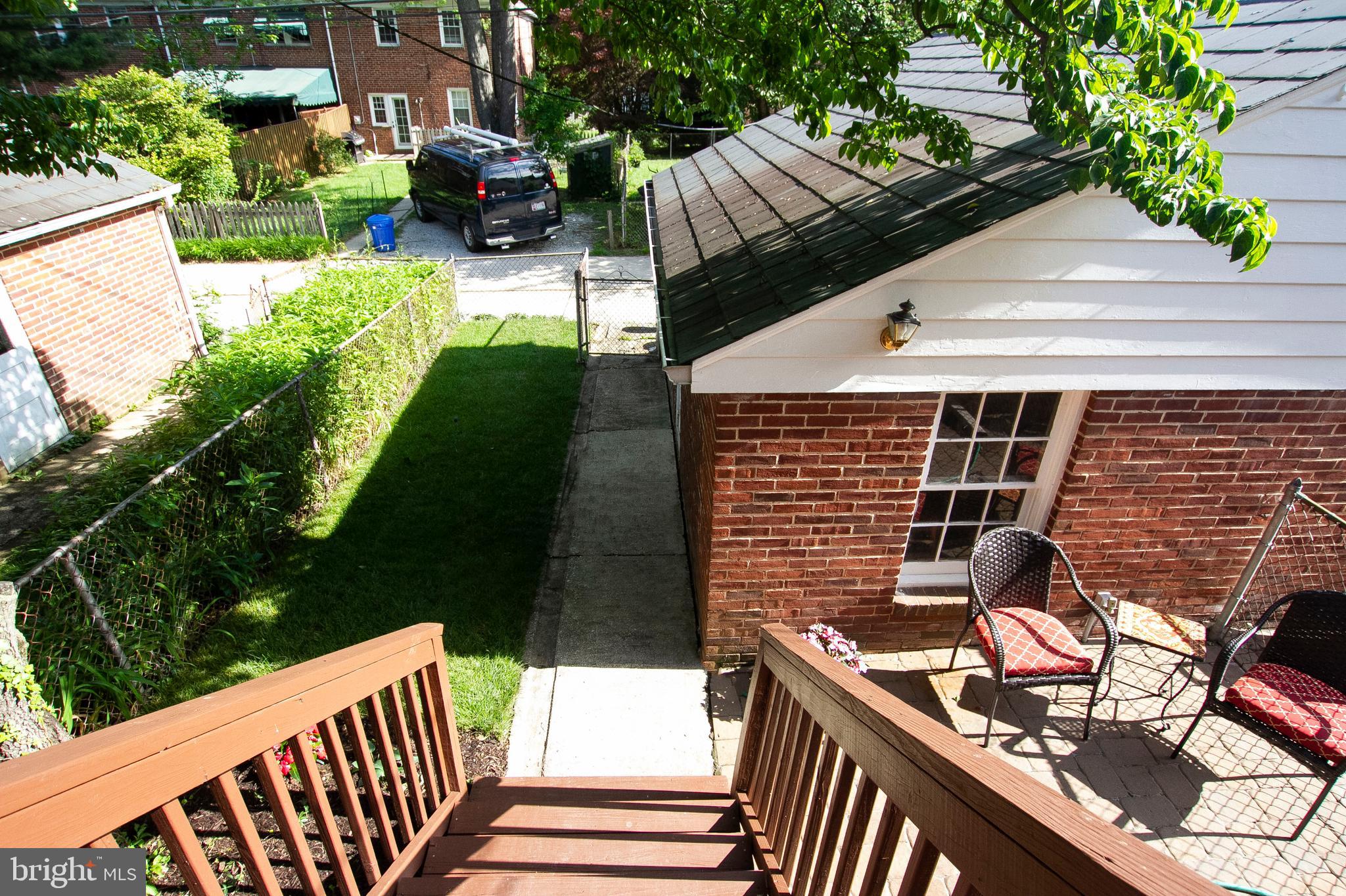 90 Dunkirk Road Baltimore, MD 21212 - Photo 36 of 41 deck stairs to fenced yard and garage