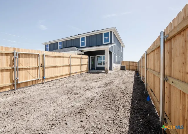 a view of a house with a outdoor space