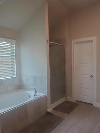 $2,250 | 1208 Mare Stable Court, Alvin, TX 77511