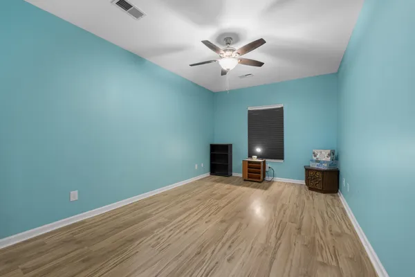 a view of a livingroom with a workspace