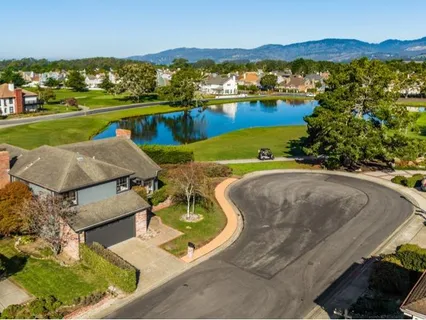 $1,950,000 | 370 Burning Tree Court, Half Moon Bay, CA 94019